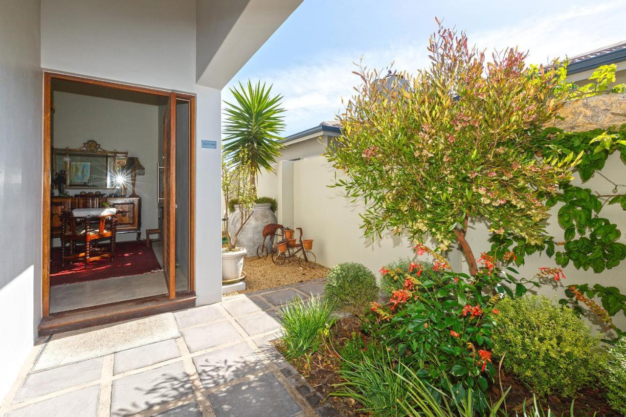 Le Mahi Guest House Langebaan Dış mekan fotoğraf